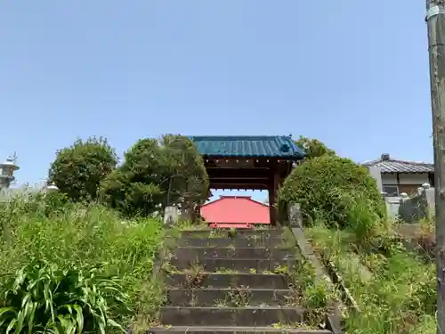 本善寺の山門