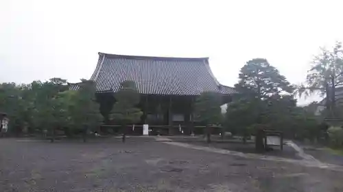 清凉寺の本殿