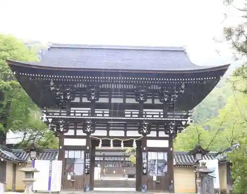 松尾大社の山門・神門