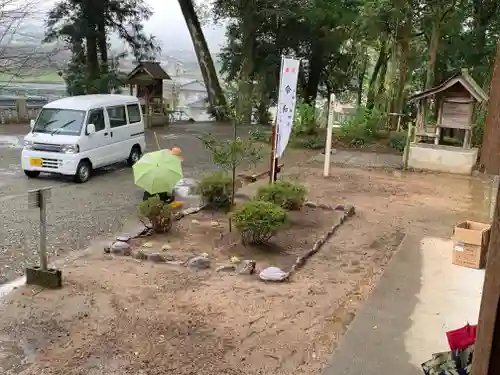 川田八幡神社の建物その他