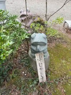 春日山神社の{uncategorized: "未分類", other: "その他", undefined: "問題あり", building: "その他建物", grave: "お墓", sacred_gate: "鳥居", guardian: "狛犬", statue: "像", buddha: "仏像", history: "歴史", nature: "自然", garden: "庭園", animal: "動物", pagoda: "塔", temizu: "手水舎", mountain_gate: "山門・神門", sanctuary: "本殿・本堂", subordinate: "末社・摂社", art: "芸術", scenery: "景色", jizo: "地蔵", ema: "絵馬", goshuin: "御朱印", omikuji: "おみくじ", items: "授与品その他", amulet: "お守り", goshuincho: "御朱印帳", eats: "食事", festival: "お祭り", votive_dance: "神楽", shichigosan: "七五三参", wedding: "結婚式", experience: "体験その他", initially: "初詣", around: "周辺", anti_infection: "感染症対策"}