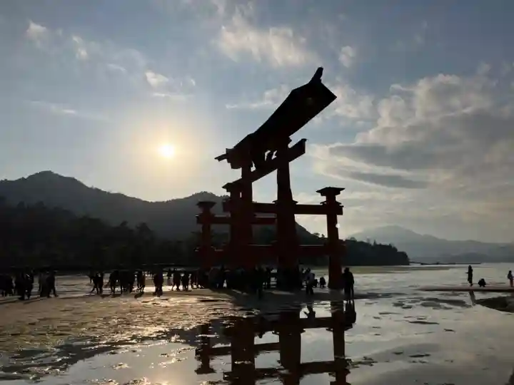 厳島神社(広島県)