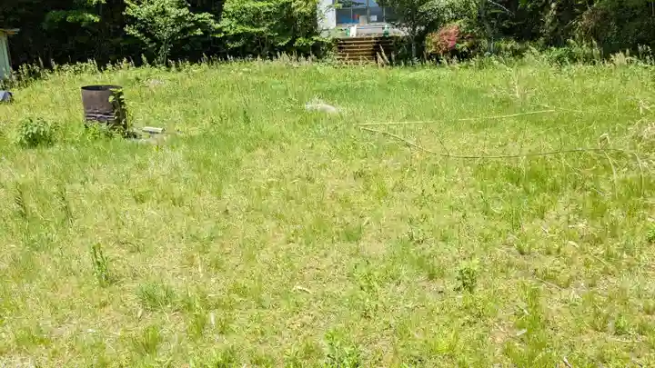 湘山稲荷大明神の庭園