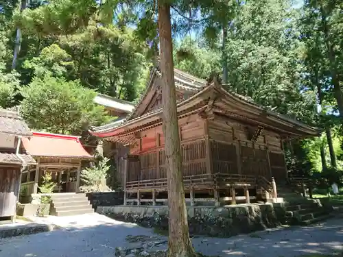 熱田神社の本殿・本堂