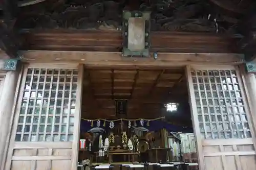 須衛都久神社の本殿