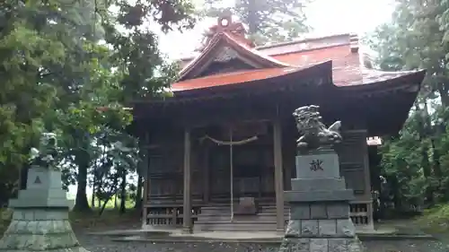 於伊都岐神社の本殿