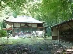 観音寺の本殿