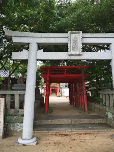 白鳥神社の鳥居