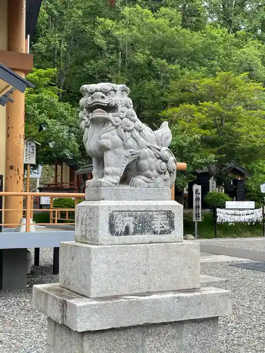 浦幌神社・乳神神社の狛犬