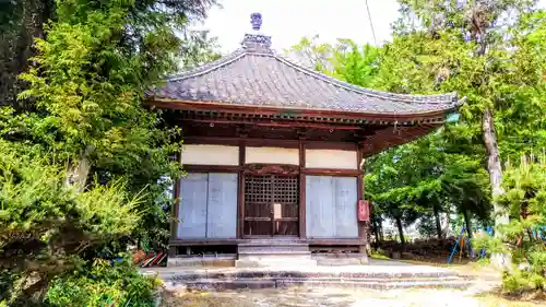 和志取神社の本殿