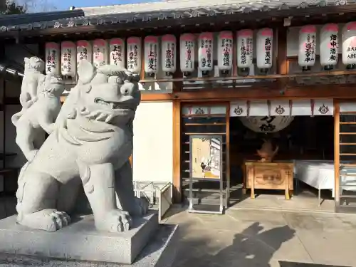 種貸社（住吉大社末社）の{uncategorized: "未分類", other: "その他", undefined: "問題あり", building: "その他建物", grave: "お墓", sacred_gate: "鳥居", guardian: "狛犬", statue: "像", buddha: "仏像", history: "歴史", nature: "自然", garden: "庭園", animal: "動物", pagoda: "塔", temizu: "手水舎", mountain_gate: "山門・神門", sanctuary: "本殿・本堂", subordinate: "末社・摂社", art: "芸術", scenery: "景色", jizo: "地蔵", ema: "絵馬", goshuin: "御朱印", omikuji: "おみくじ", items: "授与品その他", amulet: "お守り", goshuincho: "御朱印帳", eats: "食事", festival: "お祭り", votive_dance: "神楽", shichigosan: "七五三参", wedding: "結婚式", experience: "体験その他", initially: "初詣", around: "周辺", anti_infection: "感染症対策"}