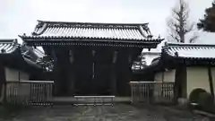 東本願寺（真宗本廟）の山門