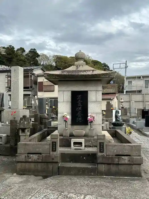 高野山真言宗 泉久山海照寺の建物その他