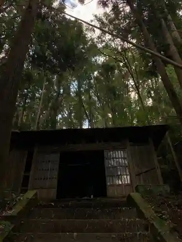 神明神社の本殿・本堂
