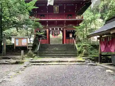 花園神社の山門・神門