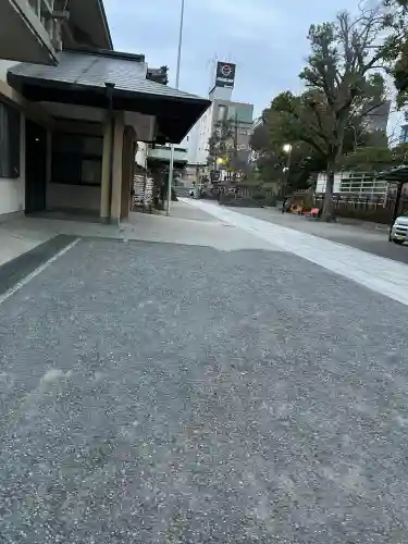 茨木神社の{uncategorized: "未分類", other: "その他", undefined: "問題あり", building: "その他建物", grave: "お墓", sacred_gate: "鳥居", guardian: "狛犬", statue: "像", buddha: "仏像", history: "歴史", nature: "自然", garden: "庭園", animal: "動物", pagoda: "塔", temizu: "手水舎", mountain_gate: "山門・神門", sanctuary: "本殿・本堂", subordinate: "末社・摂社", art: "芸術", scenery: "景色", jizo: "地蔵", ema: "絵馬", goshuin: "御朱印", omikuji: "おみくじ", items: "授与品その他", amulet: "お守り", goshuincho: "御朱印帳", eats: "食事", festival: "お祭り", votive_dance: "神楽", shichigosan: "七五三参", wedding: "結婚式", experience: "体験その他", initially: "初詣", around: "周辺", anti_infection: "感染症対策"}