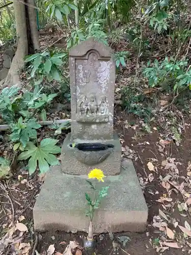 刀八神社の仏像