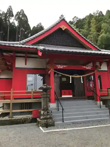 四十九所神社の本殿