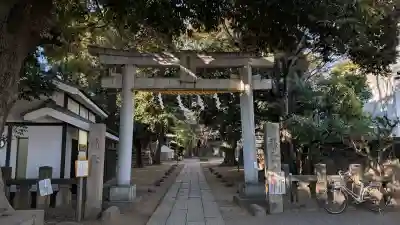 諏方神社の{uncategorized: "未分類", other: "その他", undefined: "問題あり", building: "その他建物", grave: "お墓", sacred_gate: "鳥居", guardian: "狛犬", statue: "像", buddha: "仏像", history: "歴史", nature: "自然", garden: "庭園", animal: "動物", pagoda: "塔", temizu: "手水舎", mountain_gate: "山門・神門", sanctuary: "本殿・本堂", subordinate: "末社・摂社", art: "芸術", scenery: "景色", jizo: "地蔵", ema: "絵馬", goshuin: "御朱印", omikuji: "おみくじ", items: "授与品その他", amulet: "お守り", goshuincho: "御朱印帳", eats: "食事", festival: "お祭り", votive_dance: "神楽", shichigosan: "七五三参", wedding: "結婚式", experience: "体験その他", initially: "初詣", around: "周辺", anti_infection: "感染症対策"}
