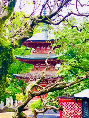 布施弁天 東海寺の塔