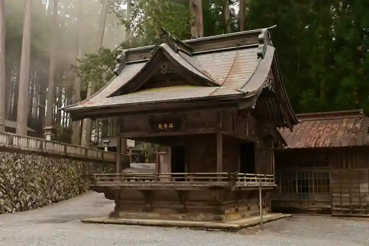 三峯神社(埼玉県)