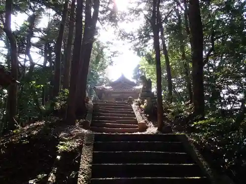 天日名鳥命神社の建物その他