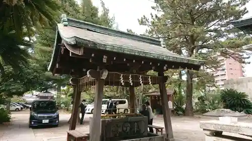 鳥飼八幡宮の手水舎