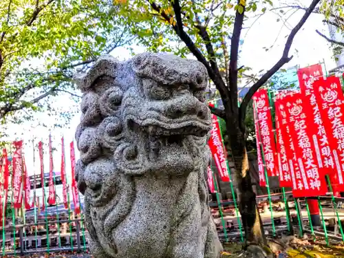 紀左衛門神社の狛犬