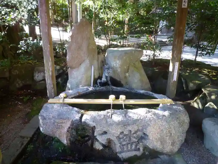 御杖神社の手水舎