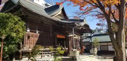 四柱神社の本殿