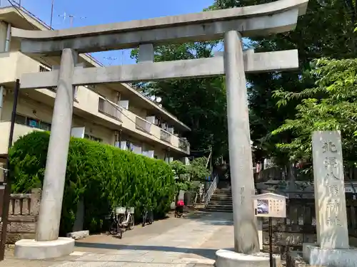 北澤八幡神社の鳥居