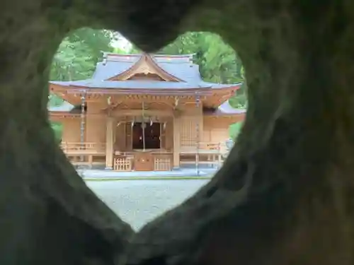 須山浅間神社の本殿