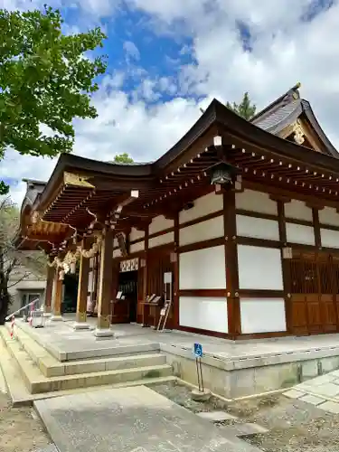 夜疑神社の本殿