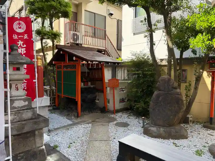 吉原神社の{uncategorized: "未分類", other: "その他", undefined: "問題あり", building: "その他建物", grave: "お墓", sacred_gate: "鳥居", guardian: "狛犬", statue: "像", buddha: "仏像", history: "歴史", nature: "自然", garden: "庭園", animal: "動物", pagoda: "塔", temizu: "手水舎", mountain_gate: "山門・神門", sanctuary: "本殿・本堂", subordinate: "末社・摂社", art: "芸術", scenery: "景色", jizo: "地蔵", ema: "絵馬", goshuin: "御朱印", omikuji: "おみくじ", items: "授与品その他", amulet: "お守り", goshuincho: "御朱印帳", eats: "食事", festival: "お祭り", votive_dance: "神楽", shichigosan: "七五三参", wedding: "結婚式", experience: "体験その他", initially: "初詣", around: "周辺", anti_infection: "感染症対策"}