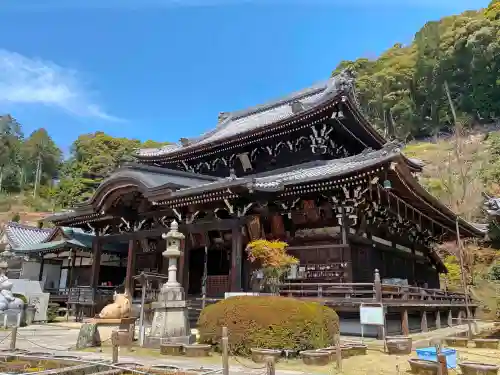 三室戸寺の本殿・本堂