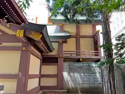 三吉神社の本殿・本堂