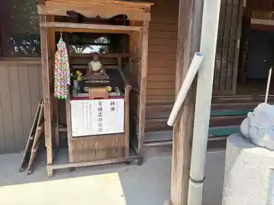 長心寺の{uncategorized: "未分類", other: "その他", undefined: "問題あり", building: "その他建物", grave: "お墓", sacred_gate: "鳥居", guardian: "狛犬", statue: "像", buddha: "仏像", history: "歴史", nature: "自然", garden: "庭園", animal: "動物", pagoda: "塔", temizu: "手水舎", mountain_gate: "山門・神門", sanctuary: "本殿・本堂", subordinate: "末社・摂社", art: "芸術", scenery: "景色", jizo: "地蔵", ema: "絵馬", goshuin: "御朱印", omikuji: "おみくじ", items: "授与品その他", amulet: "お守り", goshuincho: "御朱印帳", eats: "食事", festival: "お祭り", votive_dance: "神楽", shichigosan: "七五三参", wedding: "結婚式", experience: "体験その他", initially: "初詣", around: "周辺", anti_infection: "感染症対策"}