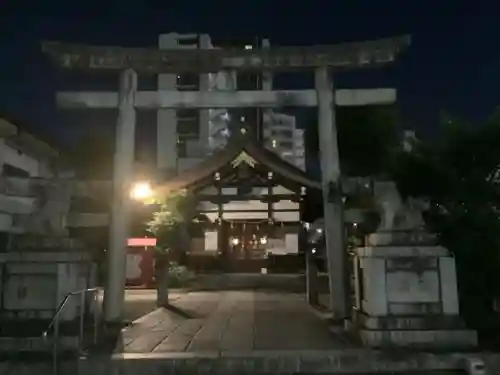 三輪神社の鳥居