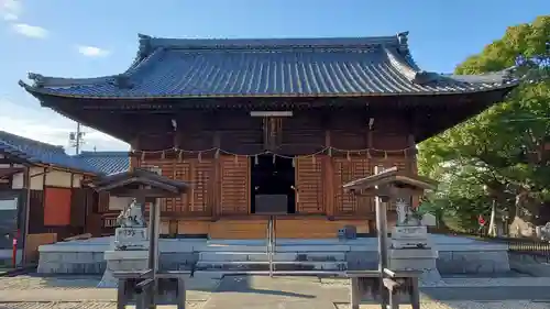 新田白山神社の本殿・本堂
