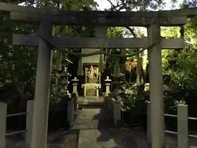 内神社の鳥居