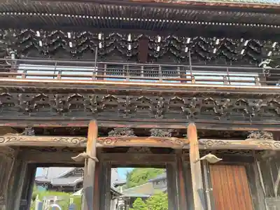 新善光寺の山門・神門