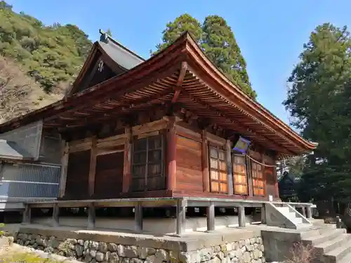 温泉寺の本殿