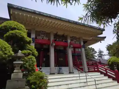 千葉寺の本殿・本堂