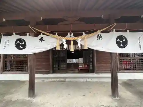 吉村八幡神社の本殿・本堂