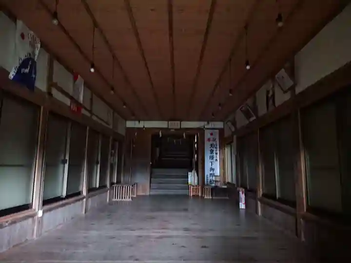 八幡宮の本殿・本堂