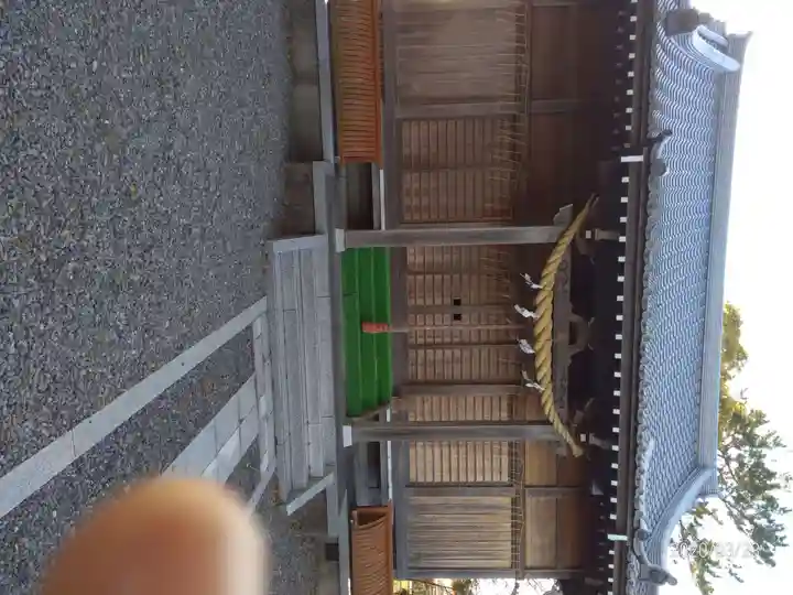 中新田稲荷神社の本殿・本堂
