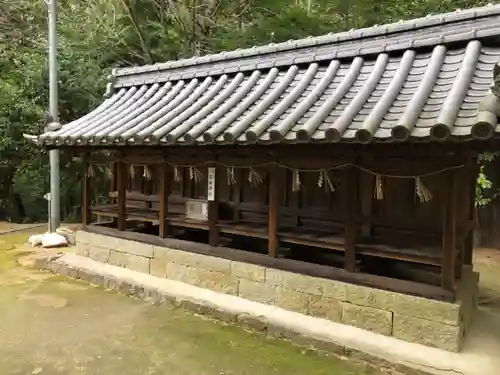 安仁神社の末社・摂社