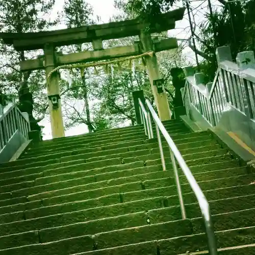 西久保八幡神社の鳥居