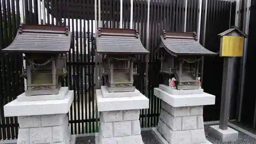 蟲王大明神･稲荷大明神･金毘羅大権現の末社・摂社