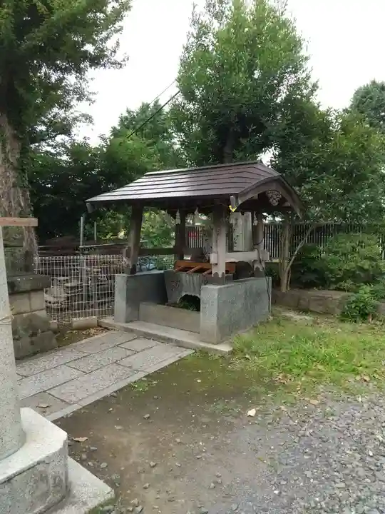 鳩ヶ谷氷川神社の手水舎